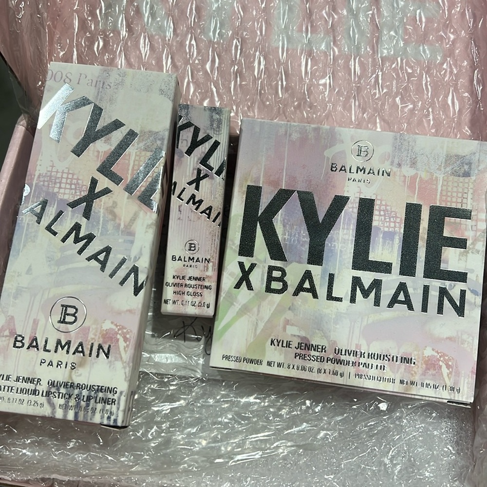 BNIB Kylie x Balmain Set